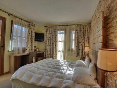 Hotel Bait De Angial Лівіньо Екстер'єр фото