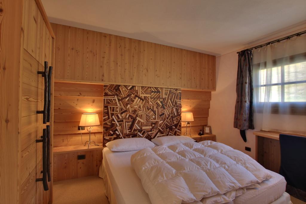 Hotel Bait De Angial Лівіньо Екстер'єр фото